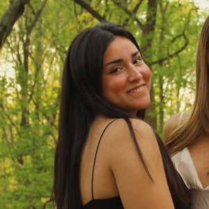 Meet your Posher, Stella